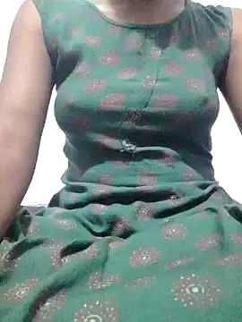 Snapshot of rituporna2004 chatting on December 19, 12:24 am rituporna2004 online show from December 19, 12:24 am