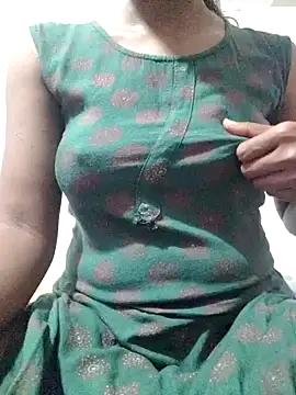 Snapshot of rituporna2004 chatting on February 22, 4:07 am rituporna2004 online show from February 22, 4:07 am