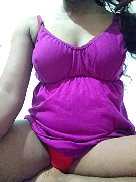 Snapshot of rituporna2004 chatting on September 13, 4:45 am rituporna2004 online show from September 13, 4:45 am