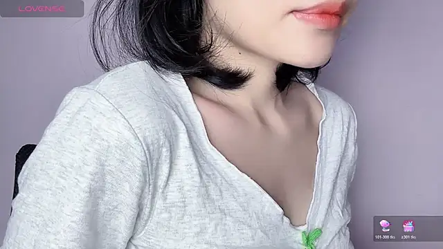 Snapshot of Baenee chatting on October 30, 5:24 pm Baenee online show from October 30, 5:24 pm