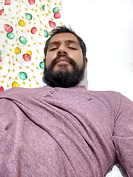 Snapshot of HombreS3n chatting on December 4, 1:14 am HombreS3n online show from December 4, 1:14 am