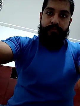 Snapshot of HombreS3n chatting on February 1, 1:02 am HombreS3n online show from February 1, 1:02 am