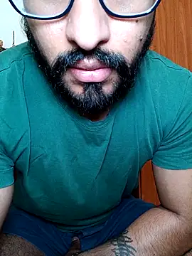 Snapshot of HombreS3n chatting on March 17, 9:23 pm HombreS3n online show from March 17, 9:23 pm