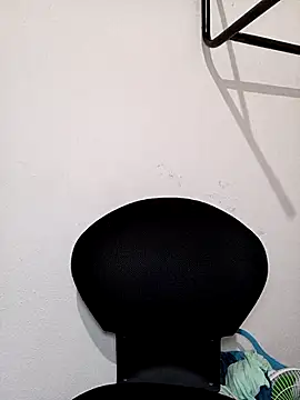 Snapshot of HombreS3n chatting on September 30, 3:11 am HombreS3n online show from September 30, 3:11 am