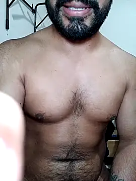 Snapshot of HombreS3n chatting on October 9, 8:29 pm HombreS3n online show from October 9, 8:29 pm