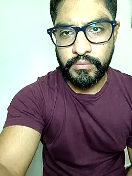 Snapshot of HombreS3n chatting on October 21, 1:50 am HombreS3n online show from October 21, 1:50 am