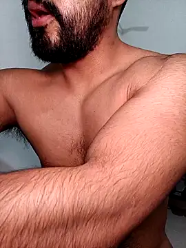 Snapshot of HombreS3n chatting on October 23, 9:46 pm HombreS3n online show from October 23, 9:46 pm