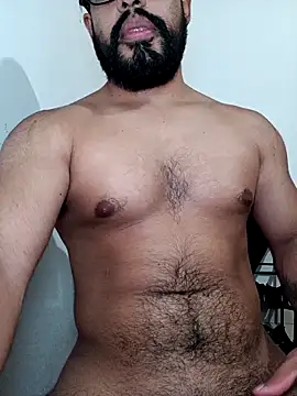 Snapshot of HombreS3n chatting on October 25, 1:02 am HombreS3n online show from October 25, 1:02 am