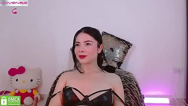 LauryMoons online show from May 10, 12:16 am