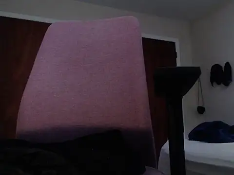 Snapshot of kleynsv chatting on November 11, 8:09 pm kleynsv online show from November 11, 8:09 pm