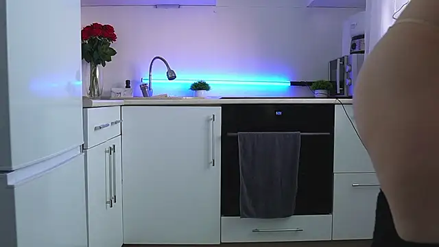 888 666 online show from March 19, 4:05 am