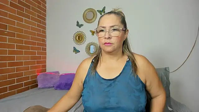 maja hills online show from January 13, 1:17 pm