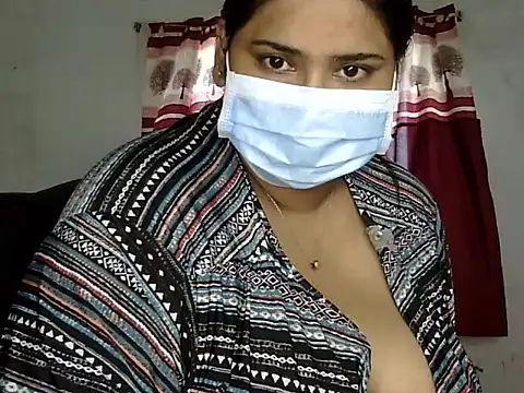 cutelady65 online show from September 21, 9:33 am