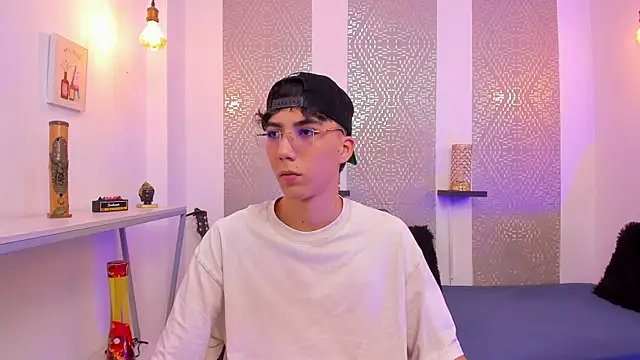 Nikolay Gregori online show from November 4, 4:11 am