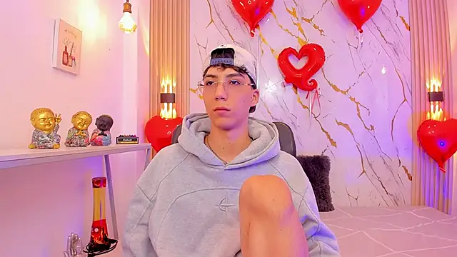 Nikolay Gregori online show from February 22, 4:35 am