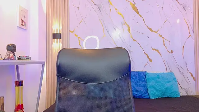 Snapshot of Nikolay_Gregori chatting on June 5, 4:30 am Nikolay Gregori online show from June 5, 4:30 am