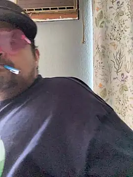 Miguel16i online show from March 4, 6:18 pm