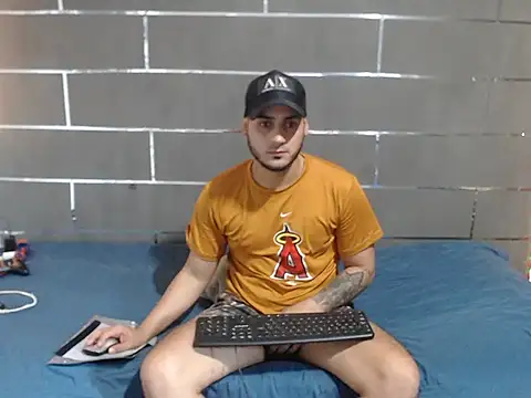 Snapshot of xxxxhotxoxo chatting on May 13, 4:54 am xxxxhotxoxo online show from May 13, 4:54 am