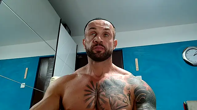Snapshot of Magnificmuscles89 chatting on September 29, 11:09 pm Magnificmuscles89 online show from September 29, 11:09 pm