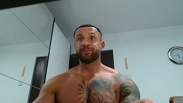 Magnificmuscles89 online show from February 23, 3:42 pm