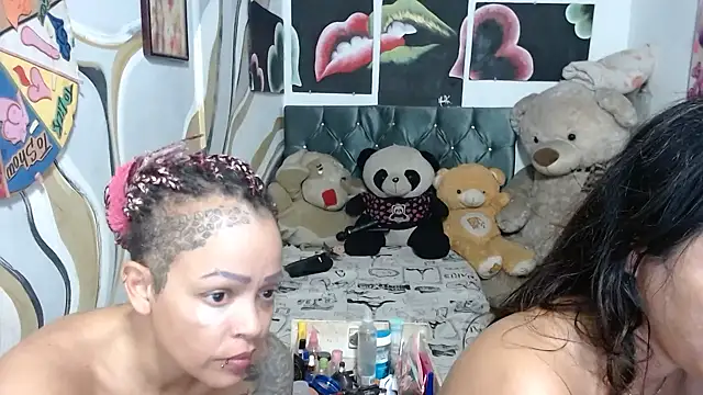Snapshot of manzanahot9 chatting on June 2, 1:24 pm manzanahot9 online show from June 2, 1:24 pm