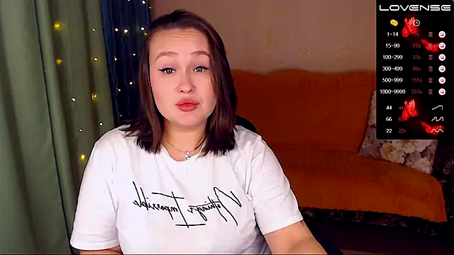 Cutie-Melanie online show from December 6, 12:16 pm