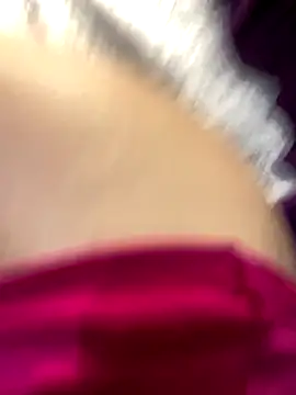 Snapshot of couple_shy chatting on November 19, 2:00 am couple shy online show from November 19, 2:00 am