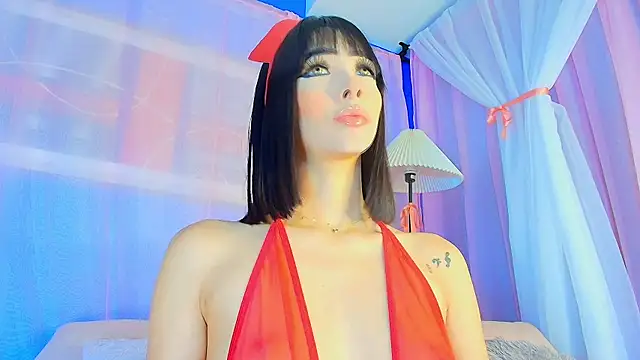 liccy hall online show from April 16, 11:44 am