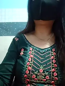 Snapshot of Aishwaryaa_69 chatting on January 25, 4:13 pm Aishwaryaa 69 online show from January 25, 4:13 pm
