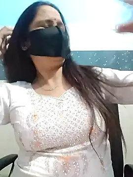 Snapshot of Aishwaryaa_69 chatting on January 26, 3:14 pm Aishwaryaa 69 online show from January 26, 3:14 pm