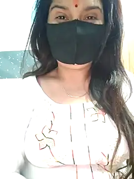 Snapshot of Aishwaryaa_69 chatting on January 27, 5:58 am Aishwaryaa 69 online show from January 27, 5:58 am