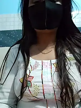 Snapshot of Aishwaryaa_69 chatting on January 27, 10:49 am Aishwaryaa 69 online show from January 27, 10:49 am