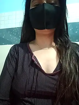 Snapshot of Aishwaryaa_69 chatting on January 30, 10:29 am Aishwaryaa 69 online show from January 30, 10:29 am