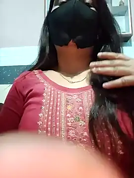 Snapshot of Aishwaryaa_69 chatting on February 4, 10:00 am Aishwaryaa 69 online show from February 4, 10:00 am