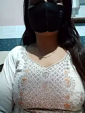 Snapshot of Aishwaryaa_69 chatting on February 8, 3:31 pm Aishwaryaa 69 online show from February 8, 3:31 pm