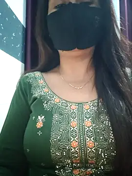 Snapshot of Aishwaryaa_69 chatting on February 27, 11:41 am Aishwaryaa 69 online show from February 27, 11:41 am