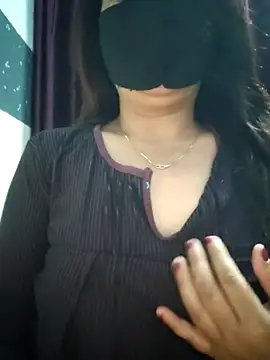 Snapshot of Aishwaryaa_69 chatting on February 28, 12:42 pm Aishwaryaa 69 online show from February 28, 12:42 pm