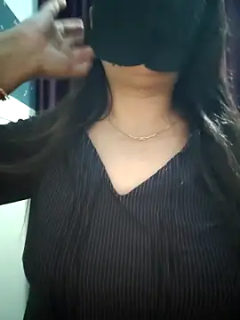 Snapshot of Aishwaryaa_69 chatting on February 28, 3:48 pm Aishwaryaa 69 online show from February 28, 3:48 pm