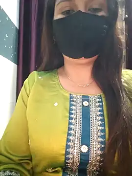 Snapshot of Aishwaryaa_69 chatting on March 2, 12:54 pm Aishwaryaa 69 online show from March 2, 12:54 pm