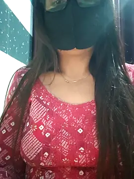 Snapshot of Aishwaryaa_69 chatting on March 7, 2:01 pm Aishwaryaa 69 online show from March 7, 2:01 pm