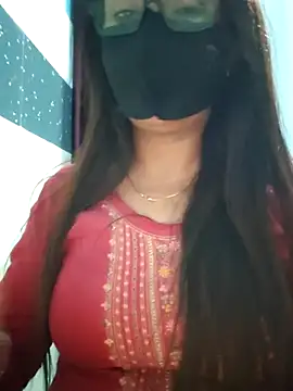 Snapshot of Aishwaryaa_69 chatting on March 12, 3:07 pm Aishwaryaa 69 online show from March 12, 3:07 pm