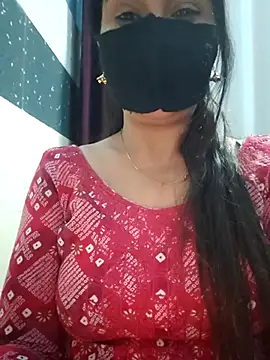 Snapshot of Aishwaryaa_69 chatting on March 17, 10:49 am Aishwaryaa 69 online show from March 17, 10:49 am
