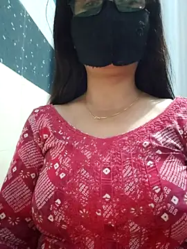 Snapshot of Aishwaryaa_69 chatting on March 22, 4:03 am Aishwaryaa 69 online show from March 22, 4:03 am