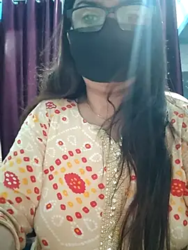 Snapshot of Aishwaryaa_69 chatting on September 10, 2:55 am Aishwaryaa 69 online show from September 10, 2:55 am