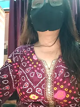 Snapshot of Aishwaryaa_69 chatting on September 19, 6:48 am Aishwaryaa 69 online show from September 19, 6:48 am