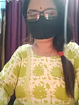 Snapshot of Aishwaryaa_69 chatting on October 21, 1:50 am Aishwaryaa 69 online show from October 21, 1:50 am