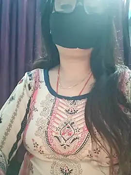 Aishwaryaa 69 online show from November 19, 8:25 am