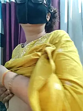 Snapshot of Aishwaryaa_69 chatting on June 23, 1:58 am Aishwaryaa 69 online show from June 23, 1:58 am