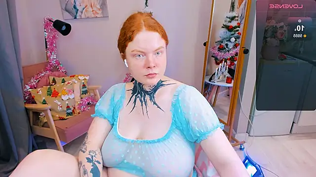 Snapshot of Cassie_xKiss chatting on December 27, 4:43 pm Cassie xKiss online show from December 27, 4:43 pm