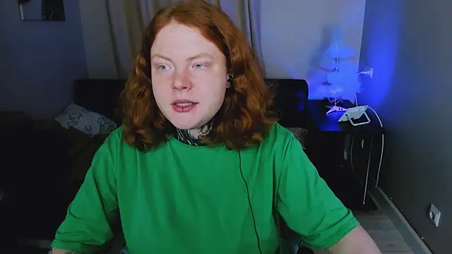 Cassie xKiss online show from December 20, 8:49 pm